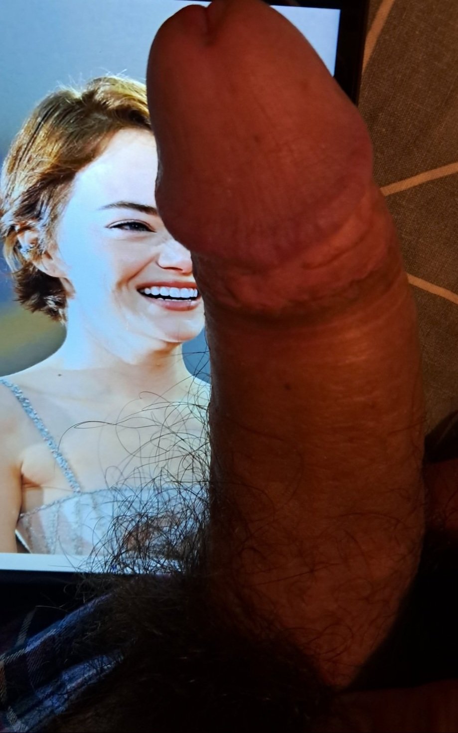 yRahrpQp Emma watson cocktribute 01.jpg